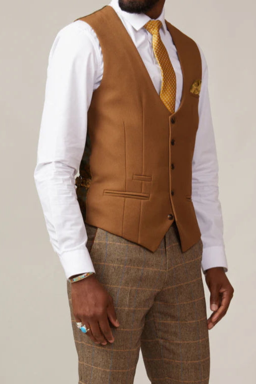 MARC DARCY Kelvin Single Breasted Waistcoat - Tan