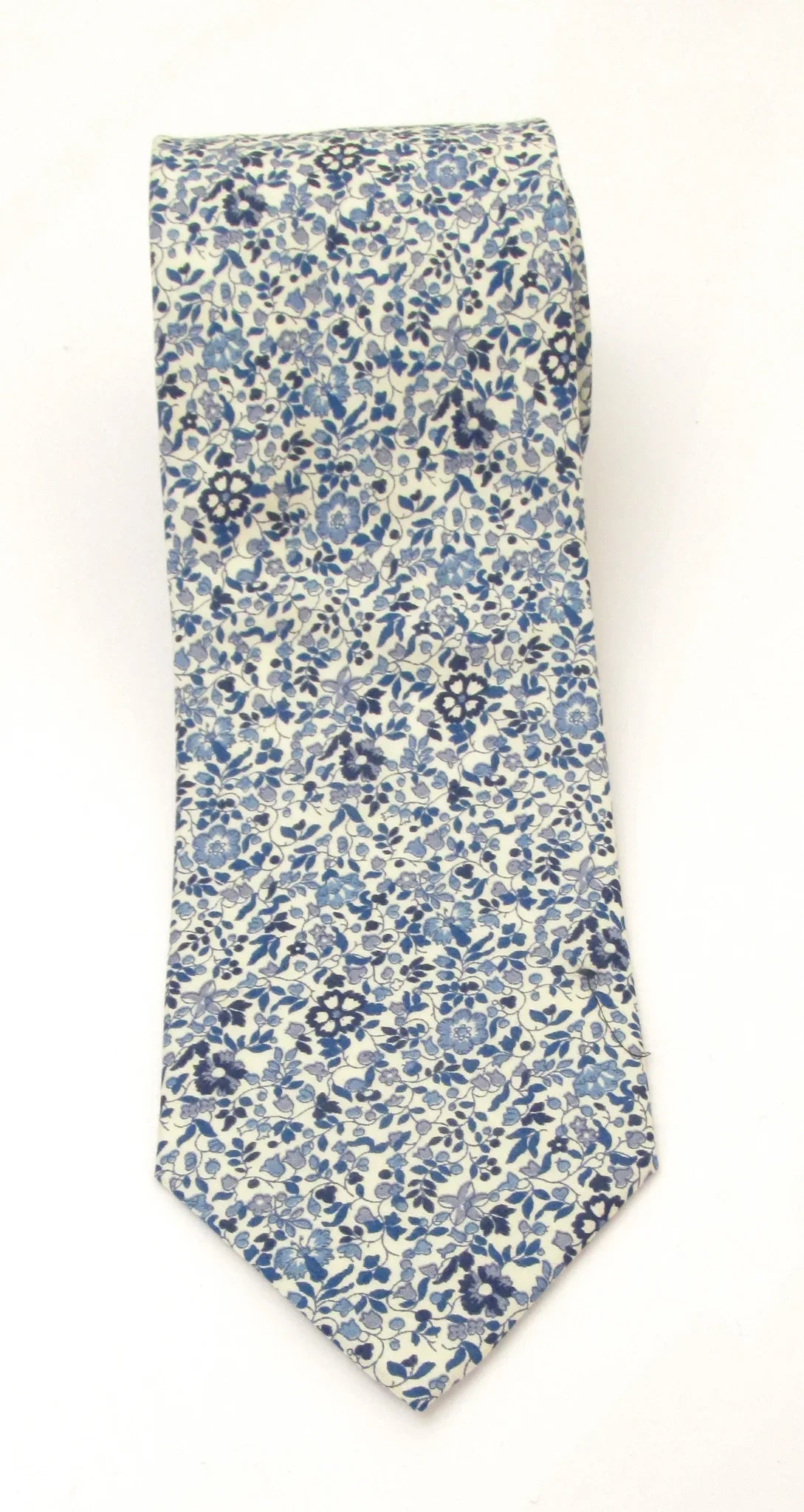 VAN BUCK Liberty Print Cotton Pocket Square - Katie & Millie Blue